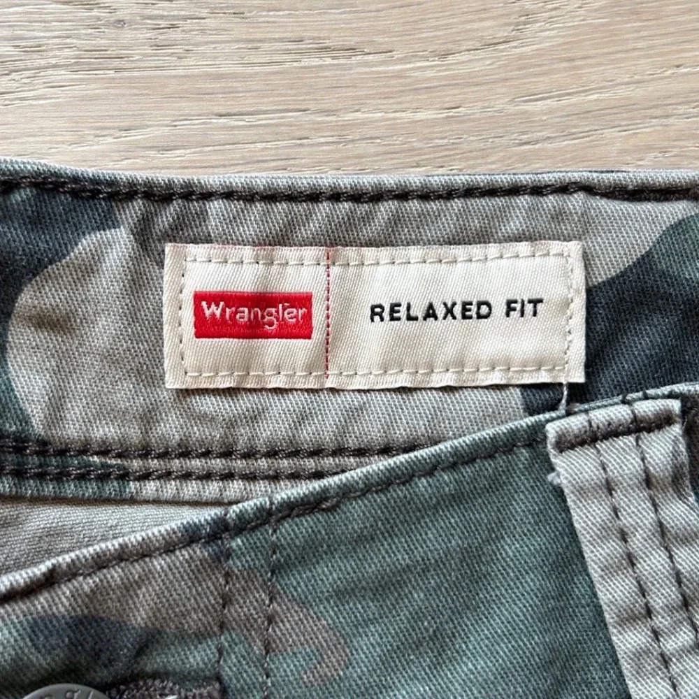 Wrangler relaxed fit
